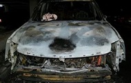 Cadillac has completely burnt down in parking in Kiev
