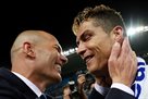 Зидан и Рамос уговаривают Роналду остаться