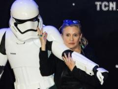У крові померлої зірки  Зоряних воєн  Керрі Фішер виявили сліди кокаїну, екстазі і героїну