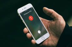 Як налаштувати та використовувати функцію SOS в iOS 11