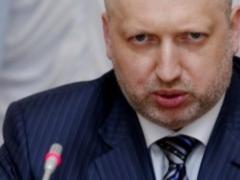 Террористы под видом украинцев могут получать биометрические паспорта, - Турчинов