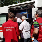 Abdominal pain and suspicion of pancreatitis: Syroid was taken by ambulance on the fifth day of the hunger strike - photos were 