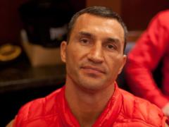 Владимир Кличко приучает дочь к спорту