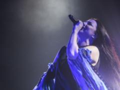 Знаменитые Evanescence отыграли концерт в Киеве: любимые хиты и завораживающий вокал Эми