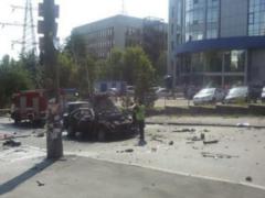 Під час вибуху авто в Києві загинув військовий. Поліція підозрює теракт