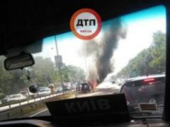 ДТП на Бориспольской трассе: образовалась пробка