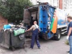 Зі Львова вивезли вже три тисячі тонн сміття