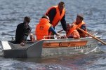 В Челябинской области на озере перевернулась перегруженная лодка