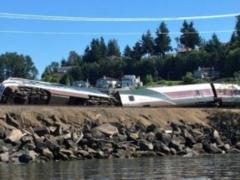 In the US, the train got off the rails - PHOTOS,