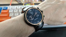 Asus again delays updating for clever ZenWatch watches of the second and third generations