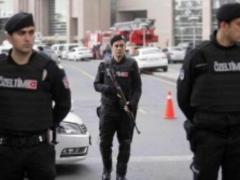 В Турции неизвестный захватил заложников, есть убитый и раненый