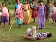 Shock and Awe. In India, women were beaten with pedophile sticks (video 18+)