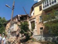 В Голосеевском районе в жилом доме прогремел взрыв