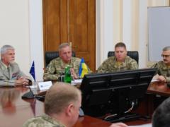 В НАТО пояснили Муженко, что главное - не количество