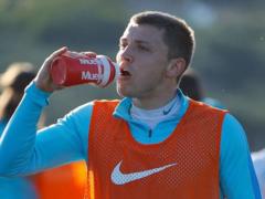 Верес подписал Адамюка и Сергийчука