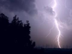 На Волыни сельского жителя убила молния