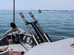 Mariupol border guards firing in the Sea of ??Azov
