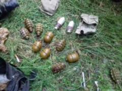 На Полтавщині виявлено арсенал вибухівки та боєприпасів - ФОТО,