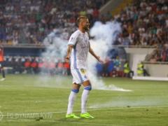 There was a video, as Yarmolenko mats calmed ultras Dynamo because of firecrackers