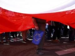 Работодатели Польши повышают украинцам зарплаты