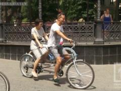 On Saturday evening in Odessa there will be a bike ride in the style of the sea Pin-up