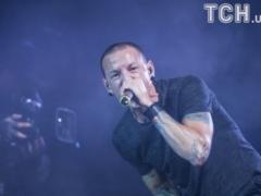 Linkin Park скасувала концертний тур після смерті вокаліста Беннінгтона