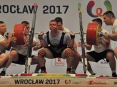 The Ukrainian set a new world record in powerlifting