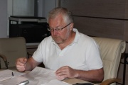 Кандидат від «Зелених» Кисельов приніс в облвиборчком документи для реєстрації на виборах глави регіону