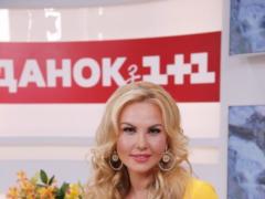 Камалия рассказала о собственном участке на Луне и дочках-гимнастках