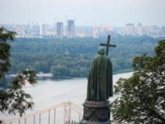 У столиці Хресний хід проходить без порушень, - Крищенко