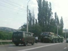 В Крыму оккупанты устроили ДТП с БТРом