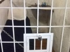 Военная прокуратура в шоке от условий содержания армейцев на гауптвахтах