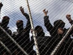 В Британии заключенные захватили два крыла тюрьмы