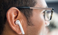 Тім Кук розповів, чому AirPods неможливо купити