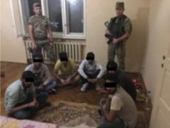 Правоохоронці затримали групу нелегалів
