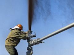 Нефть дешевеет на росте геополитического напряжения
