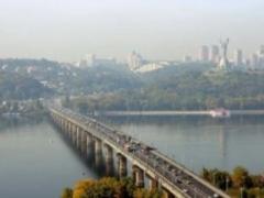 На мосту Патона ограничат движение