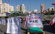 In Kiev, protesters again blocked the road