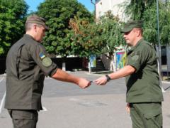 Харьковские гвардейцы получили удостоверения участника боевых действий