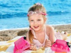 Whether to give children a professional sport