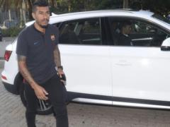 Paulinho arrived in Barcelona and underwent a physical examination