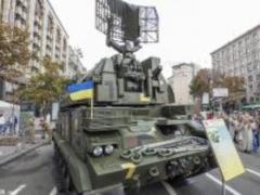 An exhibition of weapons and military equipment was opened at Khreshchatyk