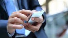 Влада США хочуть заборонити писати SMS-повідомлення на ходу