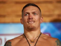 Усик прокомментировал бой Мейвезера с Макгрегором