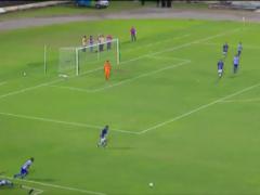 Footballer seriously injured coach during the match in Brazil