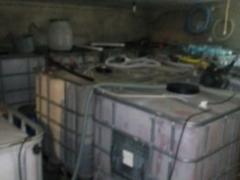 В Запорожье в подпольном цехе обнаружены 20 тонн спирта