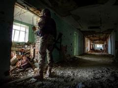  Школьное перемирие : 18 обстрелов за сутки, двое раненных