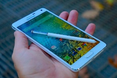 Galaxy Note 4 почав отримувати свіжий патч безпеки