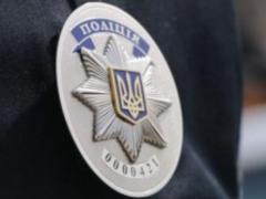 В столице пьяный мужчина набросился на охранника