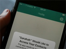 Набравший популярность анонимный мессенджер Sarahah похищает данные пользователей
